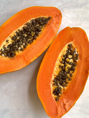 红心牛奶木瓜正宗整箱新鲜孕妇水果当季净重1斤中果【单果300克以上】